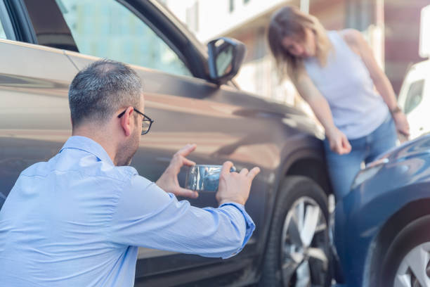 Professional Non Owner Car Insurance technician working in Honolulu, HI